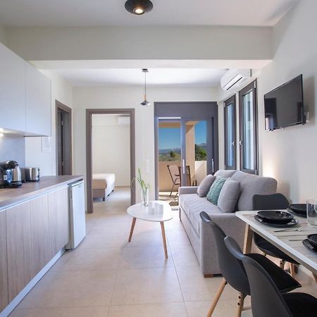 Amelie'S Luxe Apartments Kalligoni 外观 照片