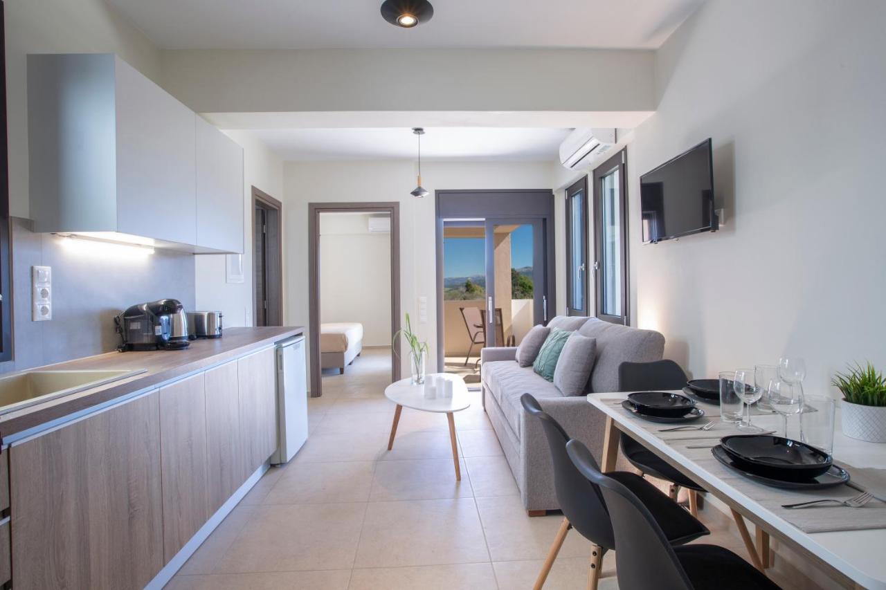 Amelie'S Luxe Apartments Kalligoni 外观 照片